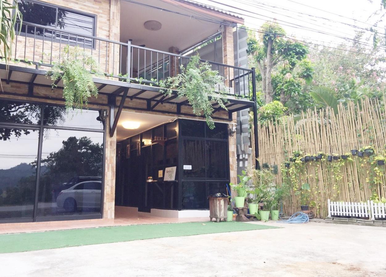 Bambusa Nakhon Ratchasima Bagian luar foto